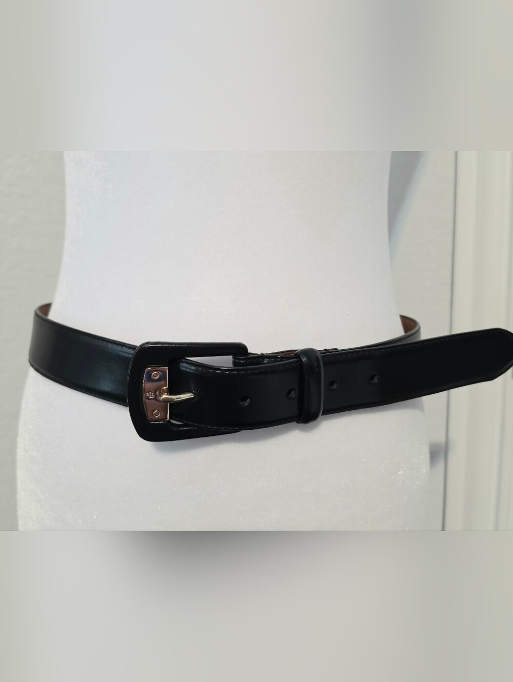 Women's Lauren Ralph Lauren Black Leather Belt Gold Buckle Medium